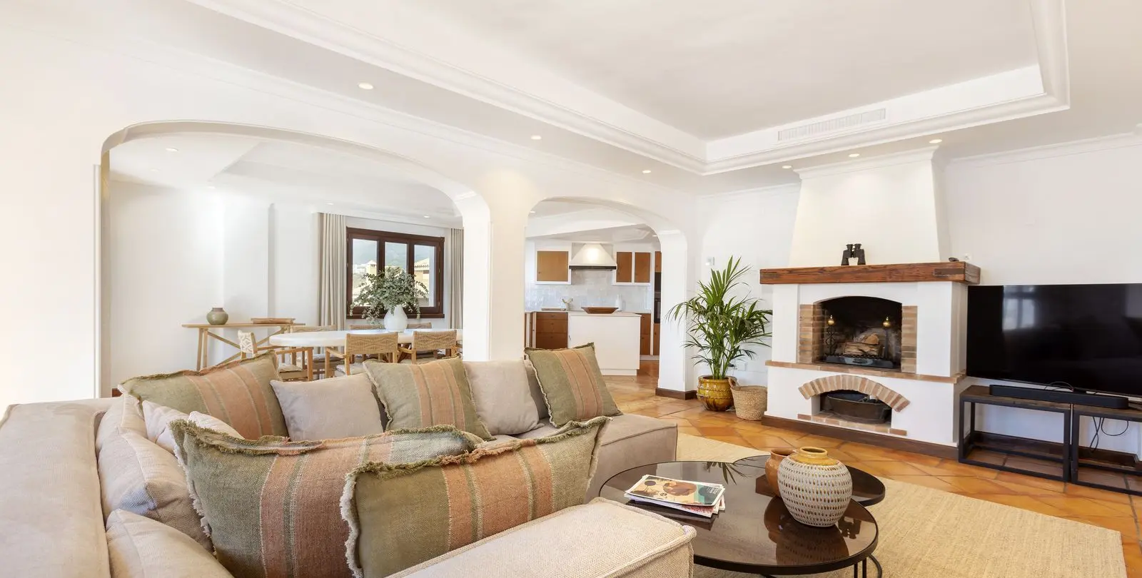 Venta de casa pareada en Nueva Andalucía 4