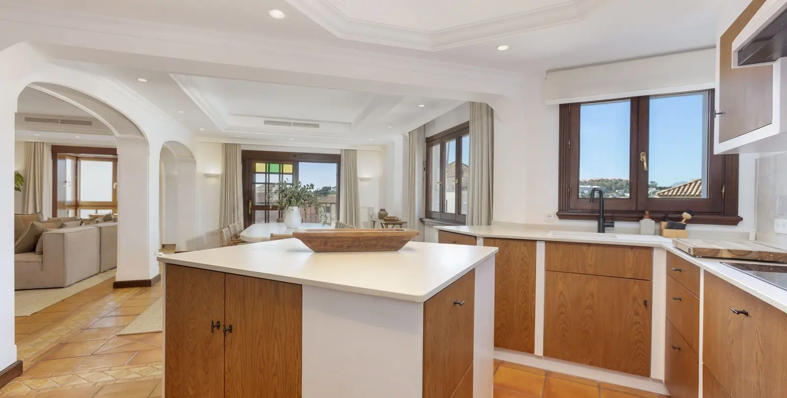 Venta de casa pareada en Nueva Andalucía 12