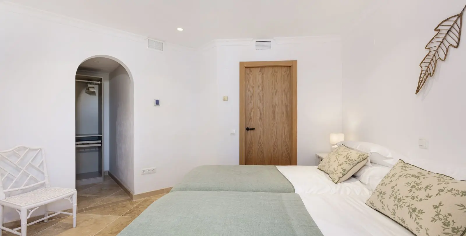 Venta de casa pareada en Nueva Andalucía 27