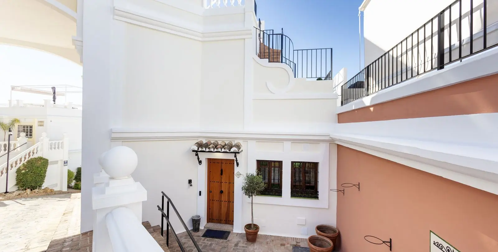 Venta de casa pareada en Nueva Andalucía 32