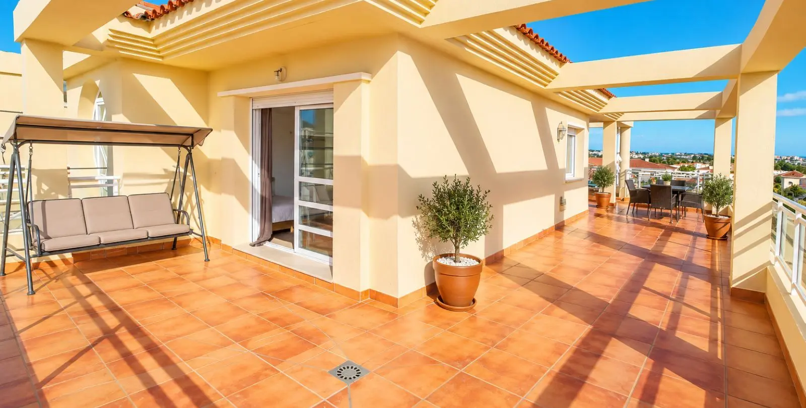 Sale of penthouse in La Cala Hills 8
