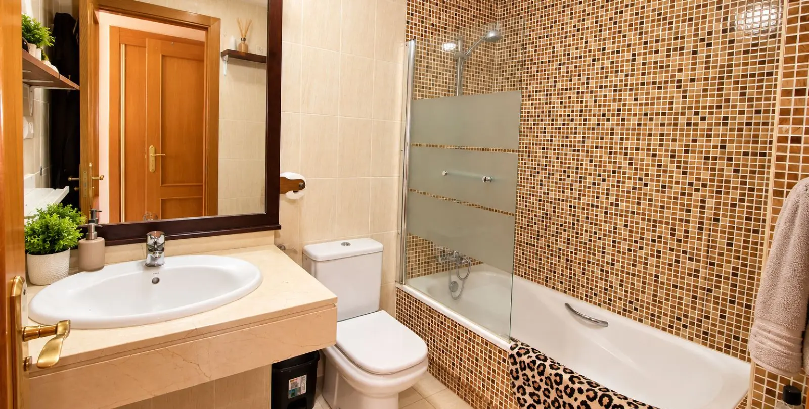 Sale of penthouse in La Cala Hills 24