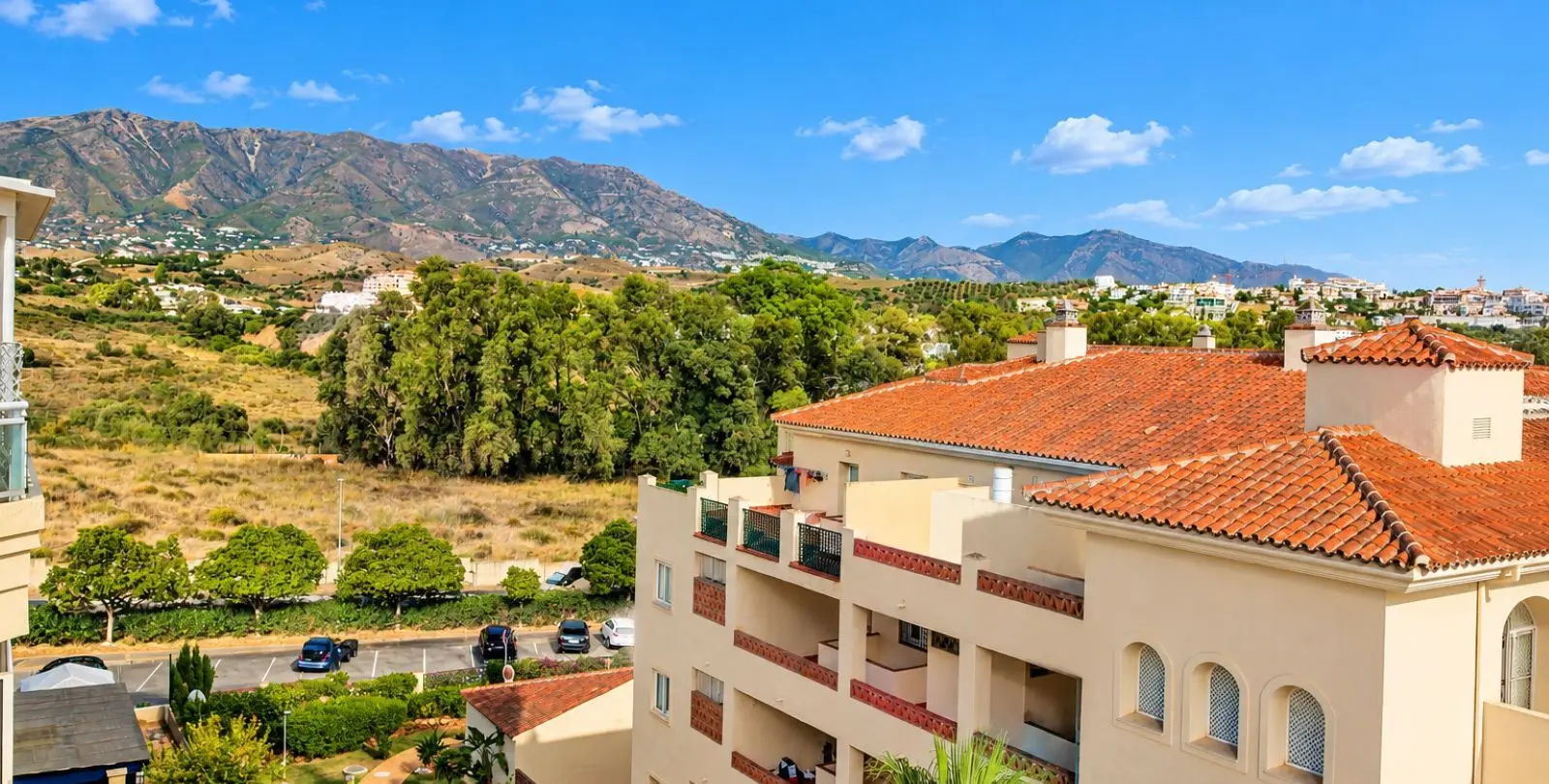 Sale of penthouse in La Cala Hills 26
