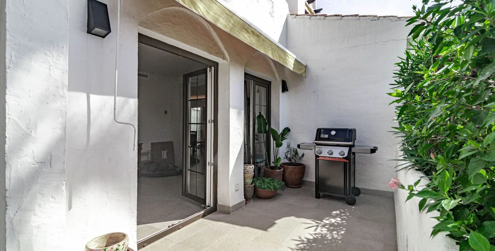 Venta de apartamento en planta baja en Nueva Andalucía 19
