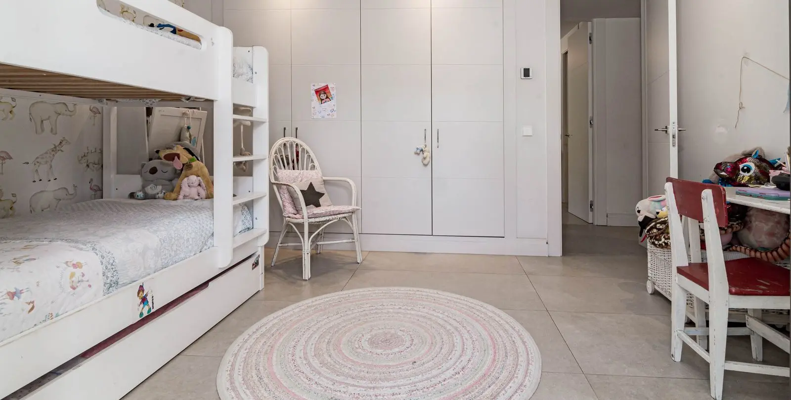 Venta de apartamento en planta baja en Nueva Andalucía 20
