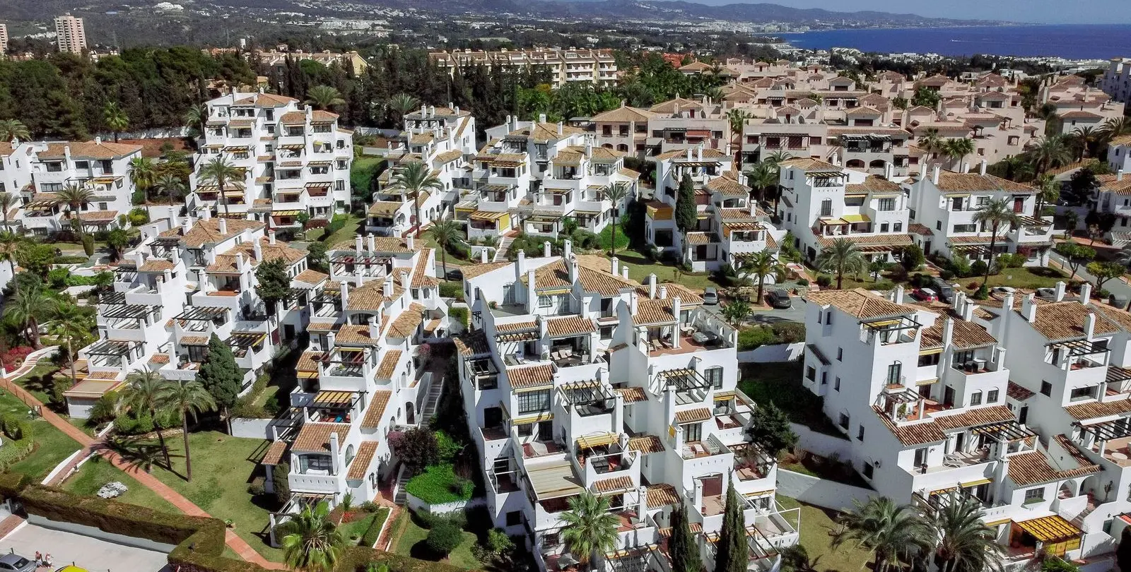 Venta de apartamento en planta baja en Nueva Andalucía 38