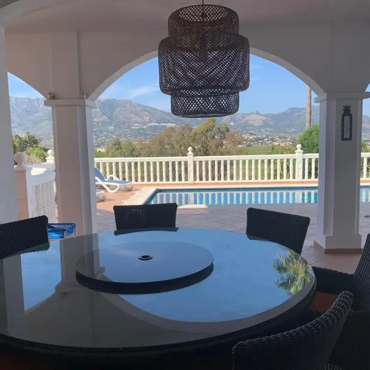 Venta de villa independiente en Cerros del Aguila