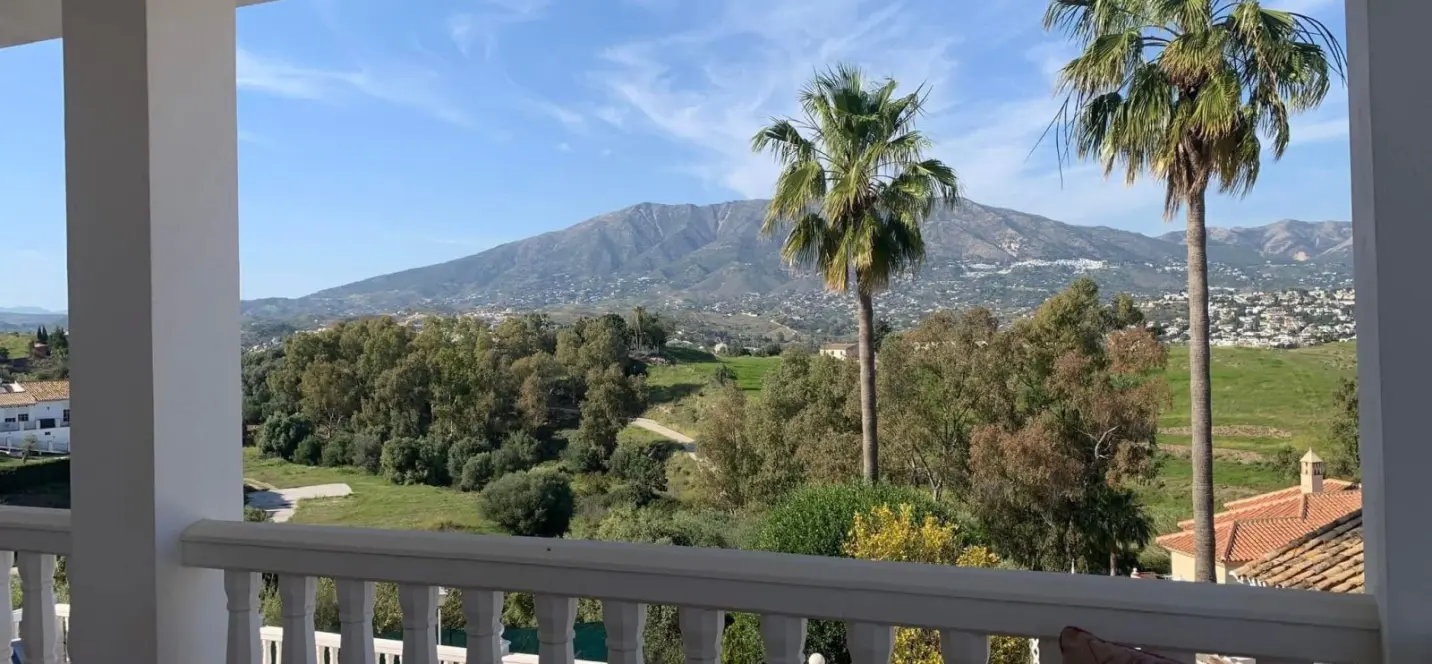 Venta de villa independiente en Cerros del Aguila 3