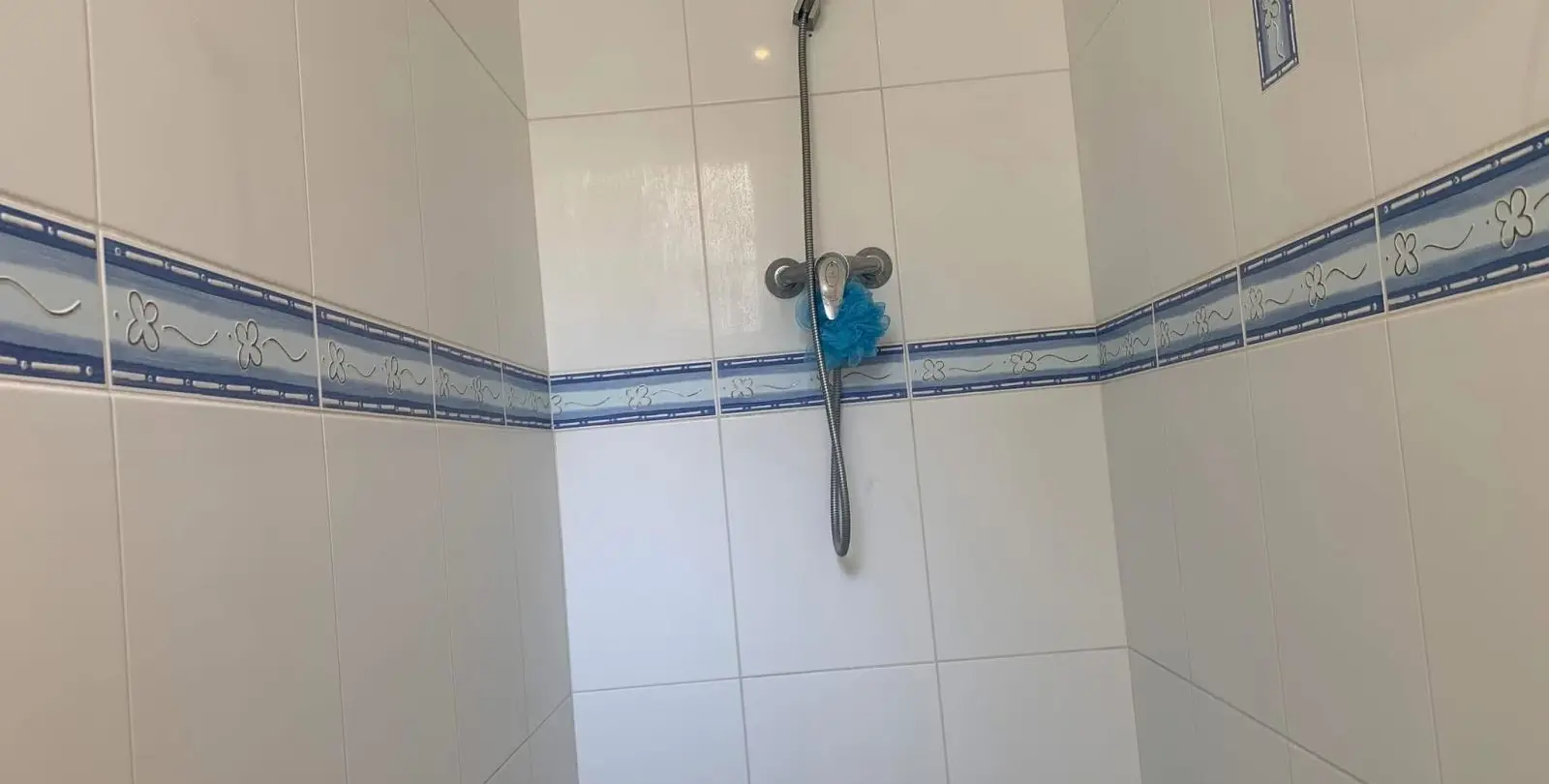 Venta de villa independiente en Cerros del Aguila 16