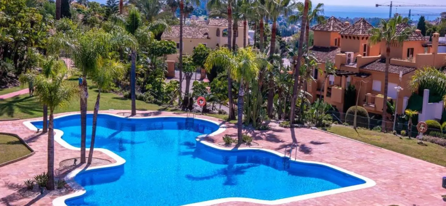 Venta de casa pareada en El Paraiso 1