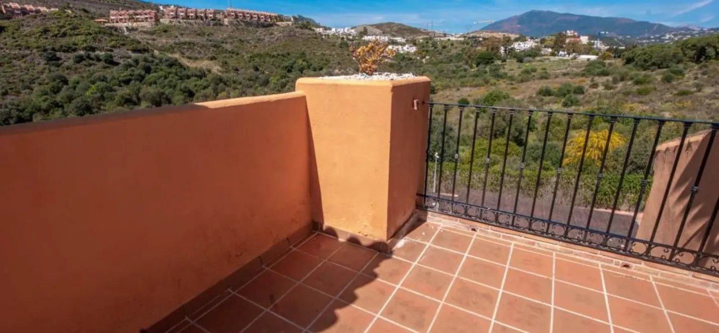 Venta de casa pareada en El Paraiso 3