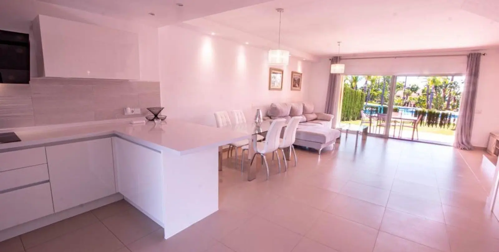 Venta de casa pareada en El Paraiso 5
