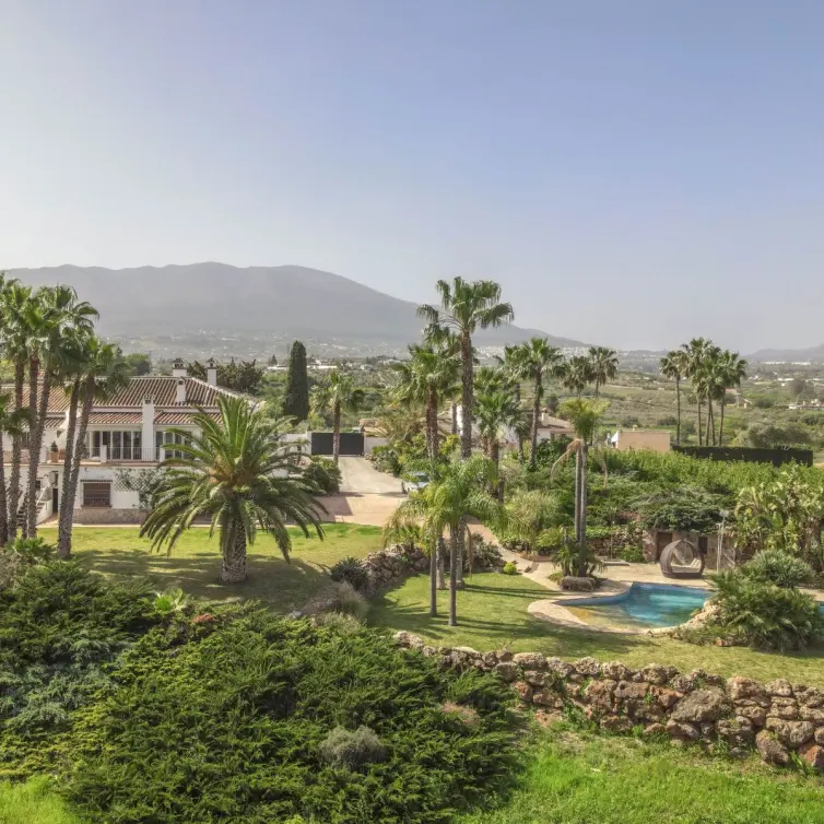 Venta de villa independiente en Alhaurín el Grande
