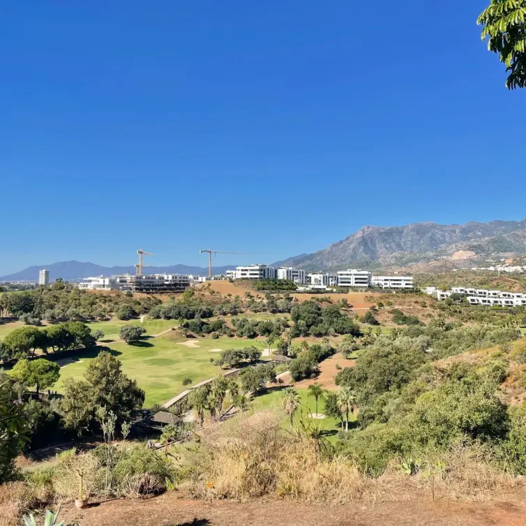 Venta de casa pareada en Marbella